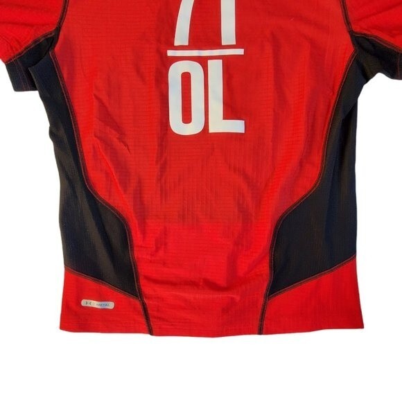 Under Armour Metal red black white 71 OL short sleeve top sz XL - Picture 5 of 11